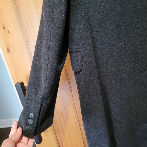 Bradleyjons Black Double-Breasted Pea Coat with Wide Lapels Shell. 60%wool - Picture 7 of 13